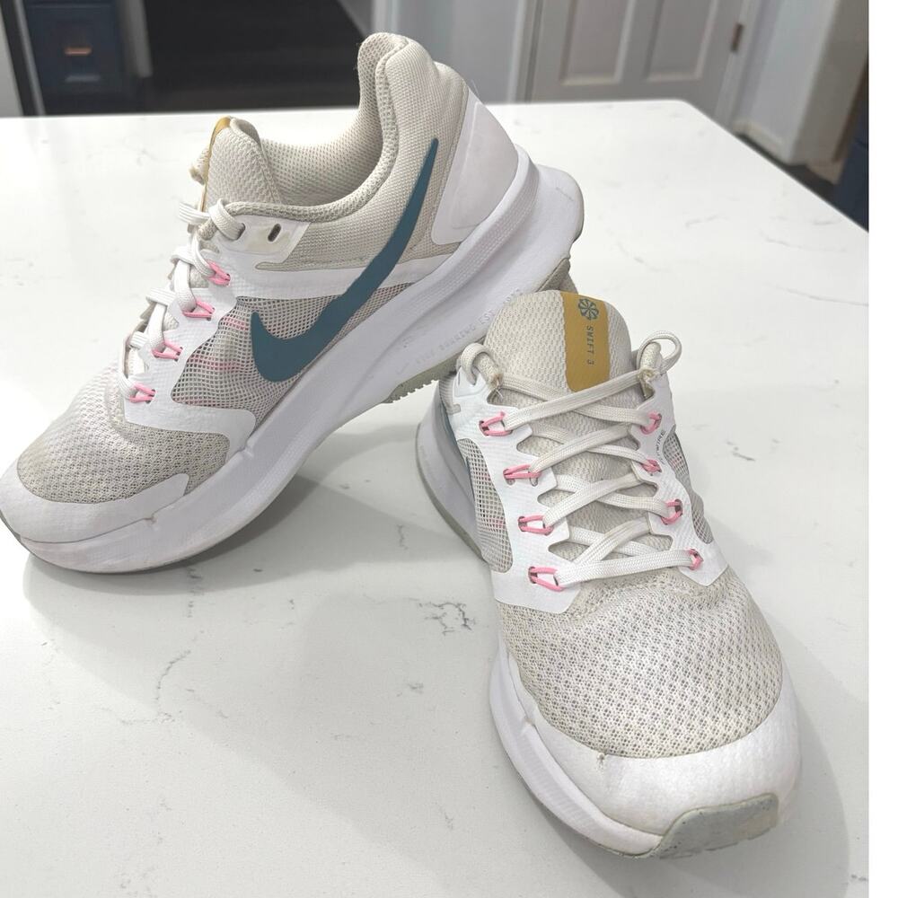 Nike Womens Run Swift 3 running shoe Sail/Blue Whisper/White Sz 8 athletic - Picture 4 of 10